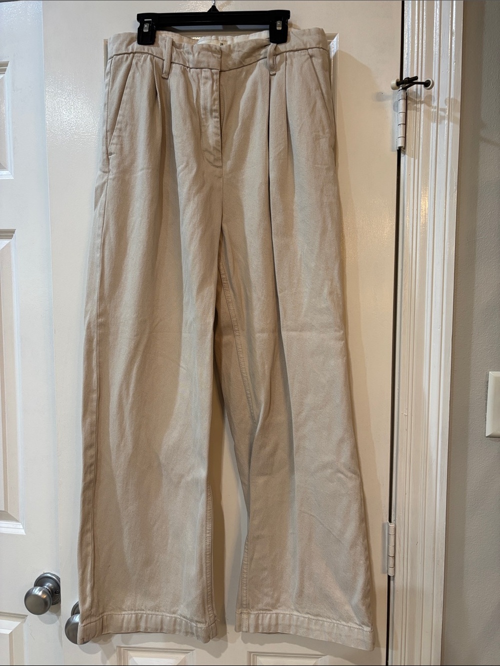 Abercrombie & Fitch Wide Leg Pleated Denim Khaki Trousers
